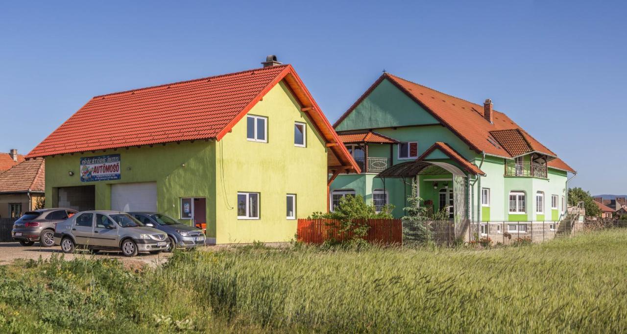 Bed and Breakfast Szász&Szász Panzió Gheorgheni  Exterior foto