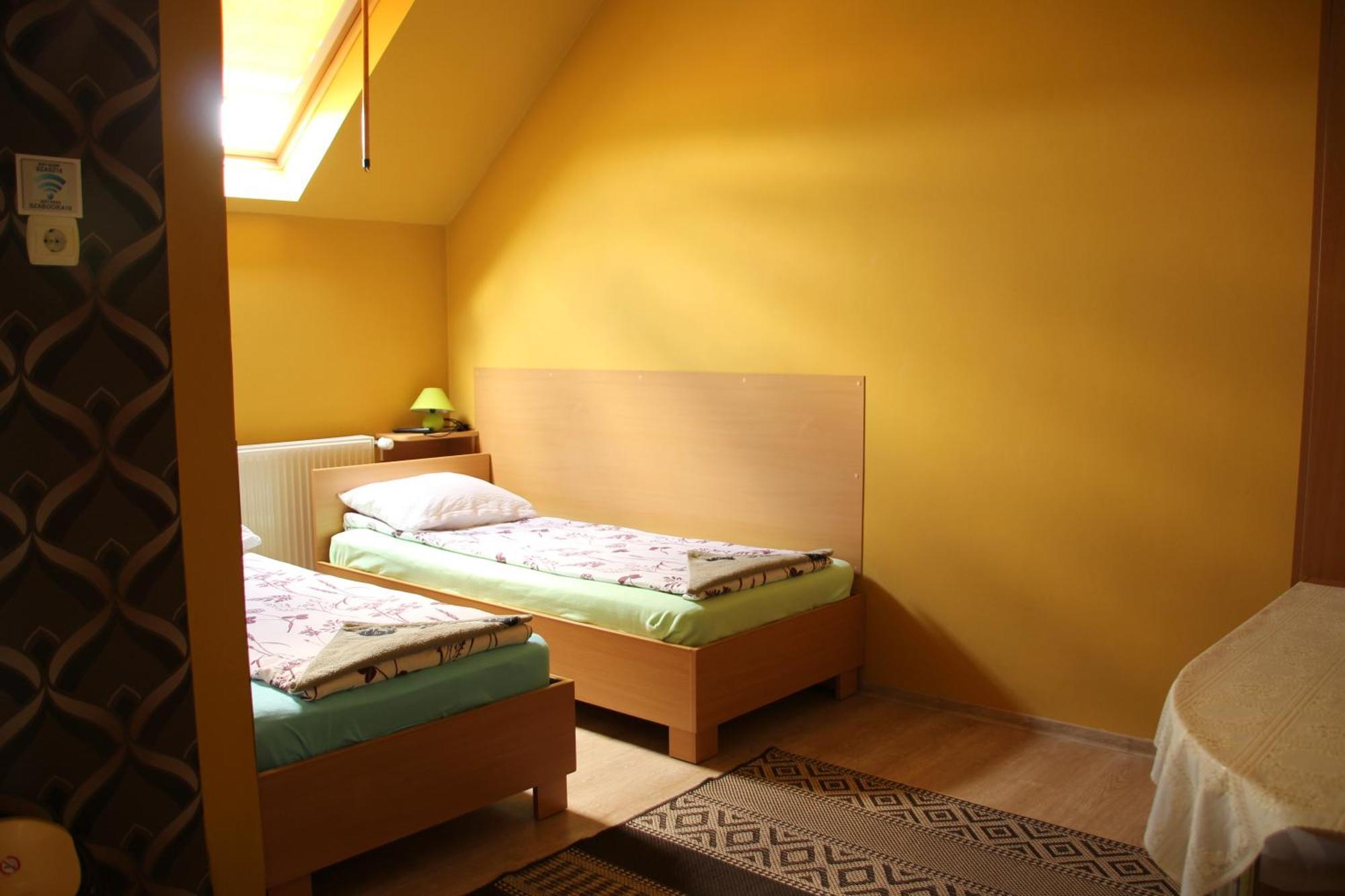Bed and Breakfast Szász&Szász Panzió Gheorgheni  Exterior foto
